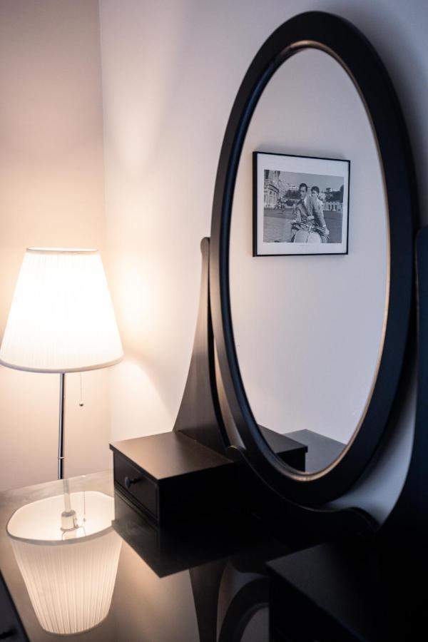 Manor Apartments, Csopak Zewnętrze zdjęcie